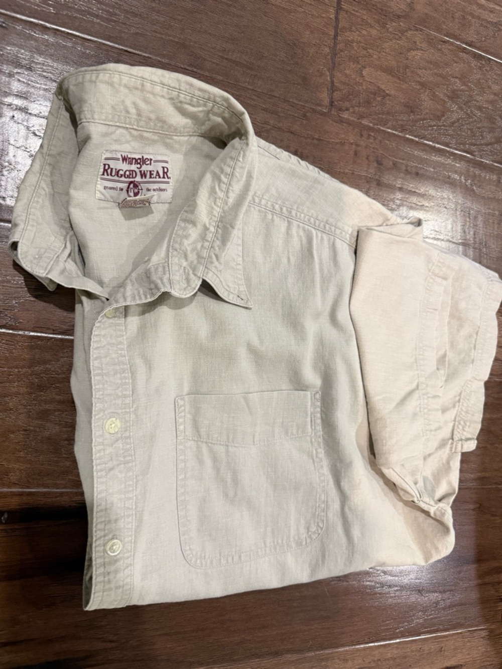 Vintage Wrangler Rugged Wear Beige Men’s XXL Camp Shirt Button-Down Casual